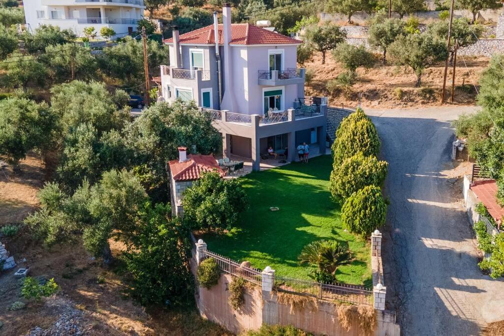 Akrivi'S House In Καλαμάτα Εξωτερικό φωτογραφία